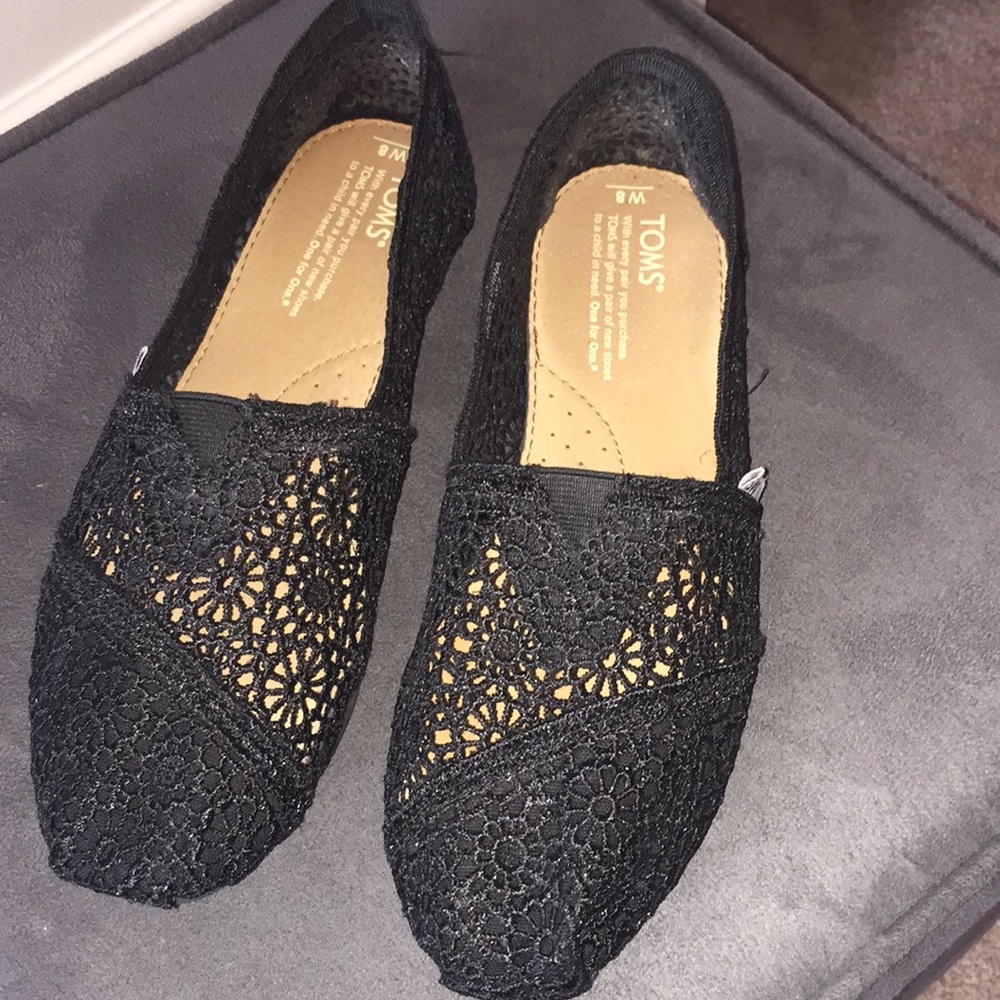 Toms